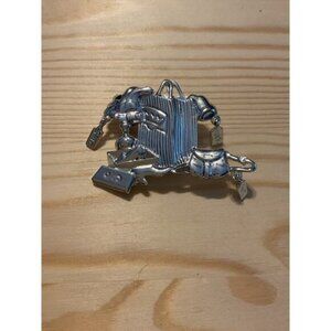 Dancraft Silver Toned Shopping Shoe Sale Queen Brooch
